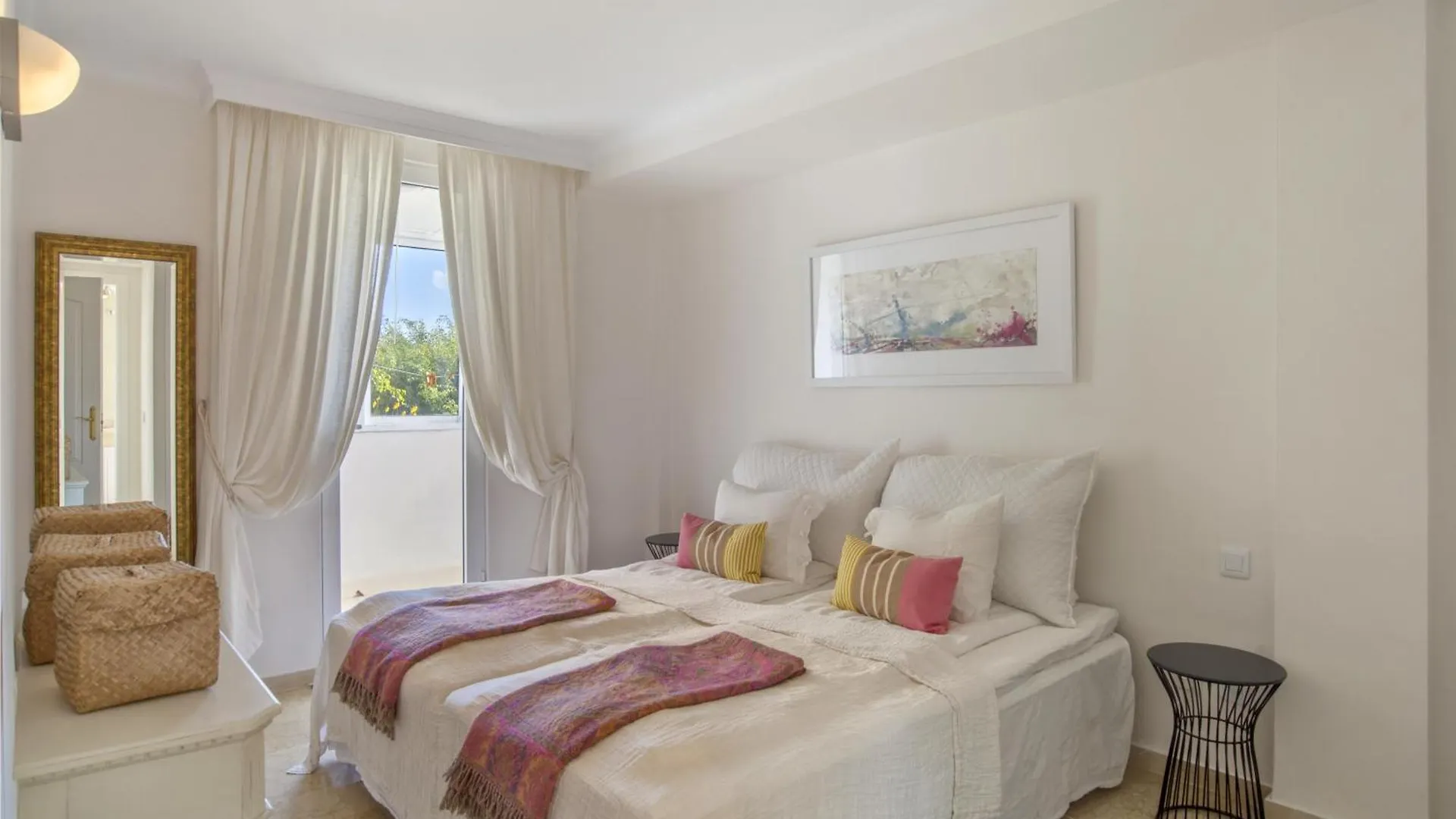 Casa Valdor, Elviria, Marbella, Costa Del Sol Apartment Marbella